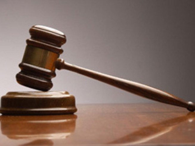 Follow This Weekend's Home Auction Live via Twitter