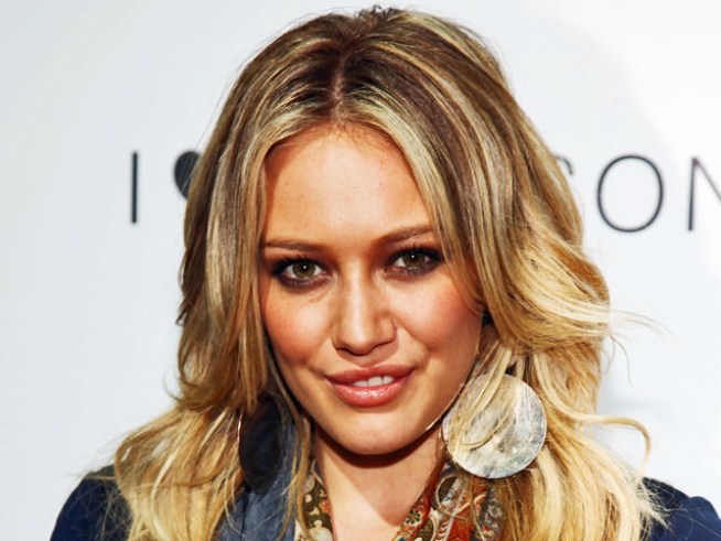 ROLL CALL: Did Hilary Duff Throw A Huff On 'Gossip Girl' Set?