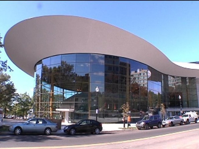 Washington?s Arena Stage debuts its newly remodeled state-of-the-art theatre. As News4?s <a title=