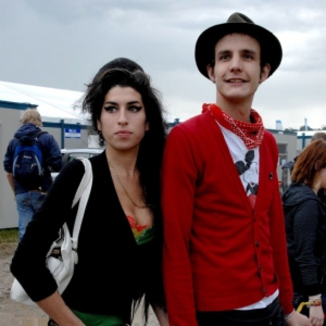 ROLL CALL: Are Amy Winehouse & Blake Fielder-Civil Divorcing?
