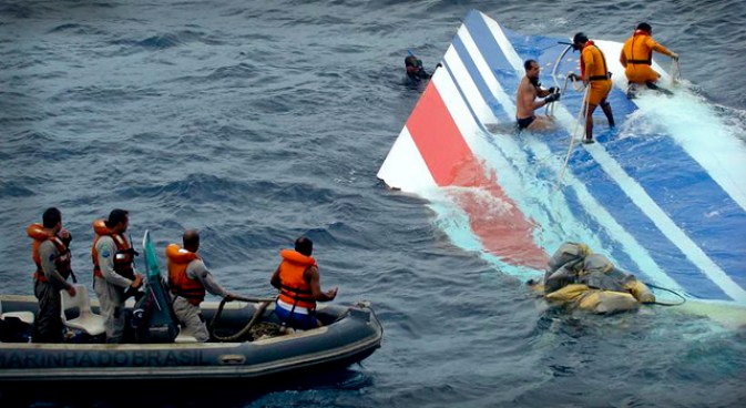Missed Air France Flight, Only to Die in Car Crash