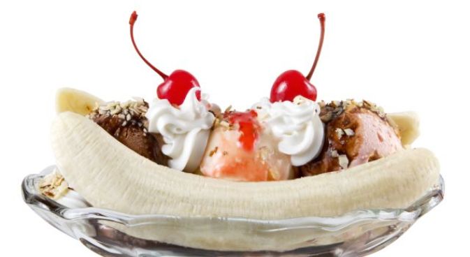 Now Mondays Mean Sundaes