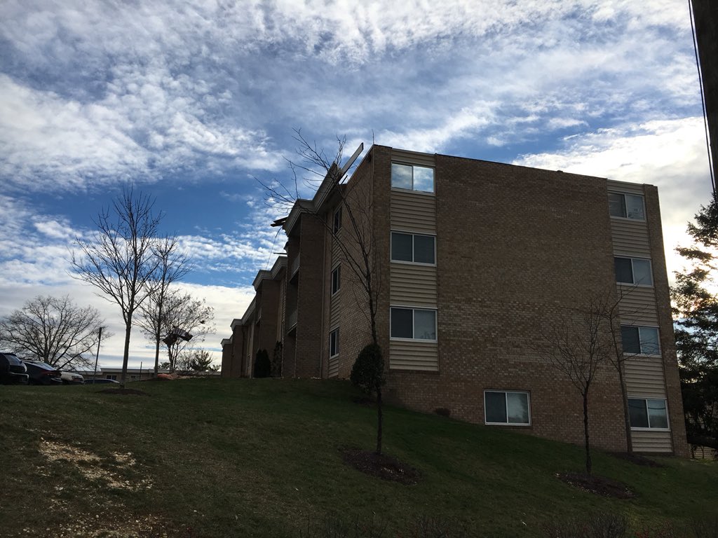 Powerful winds cause large Potomac Mills sign to lean