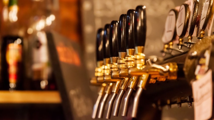 032818 beer taps shutterstock