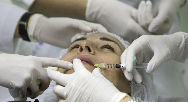 041709 Plastic Surgery P11