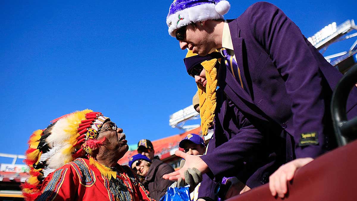 Redskins superfan, unofficial mascot Chief Zee dies