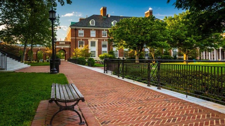 081319 johns hopkins university campus