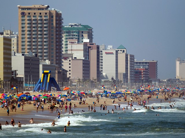 Lifeguards Rescue 22 People at Virginia Beach Oceanfront – NBC4 Washington