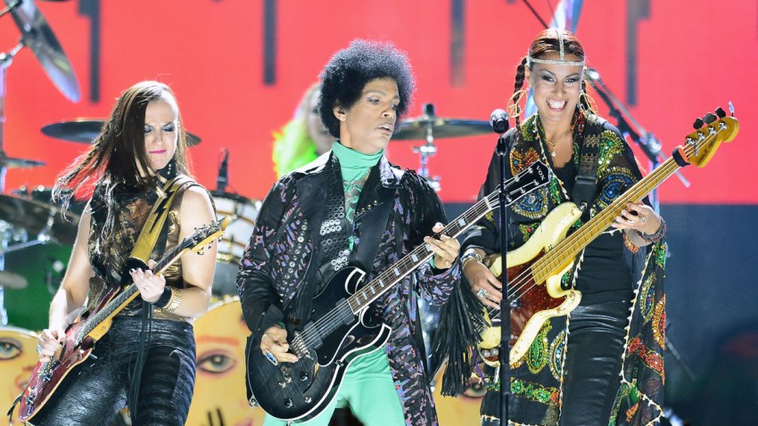 167011895EM041_2013_Billboa