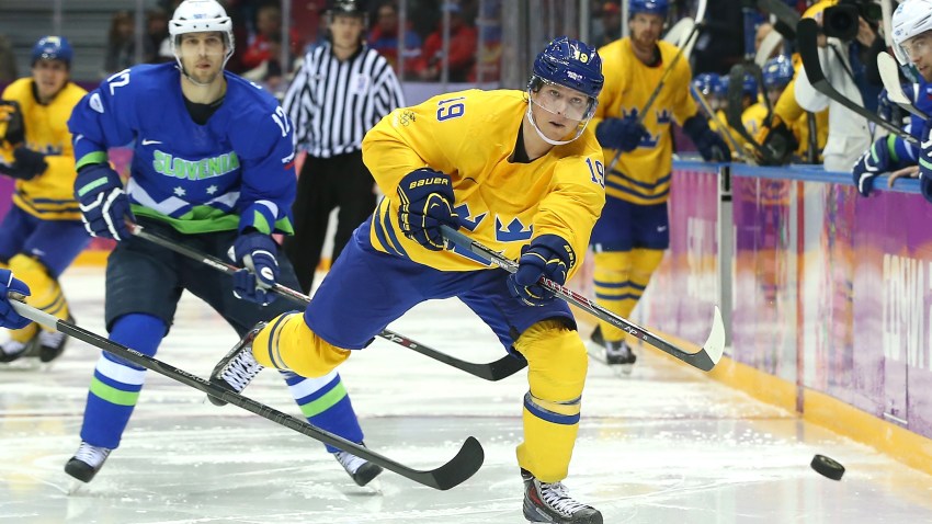 461427027ML00050_Ice_Hockey