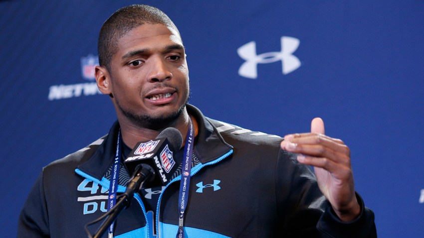 474118689JR094_NFL_COMBINE