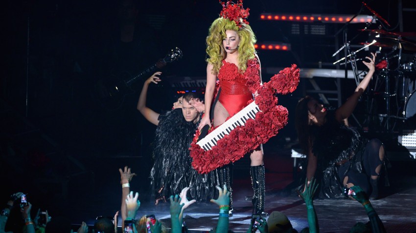 477468529MB00004_Lady_Gaga_