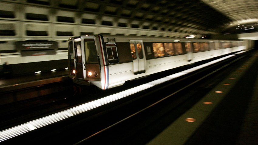 010909 Metro Train