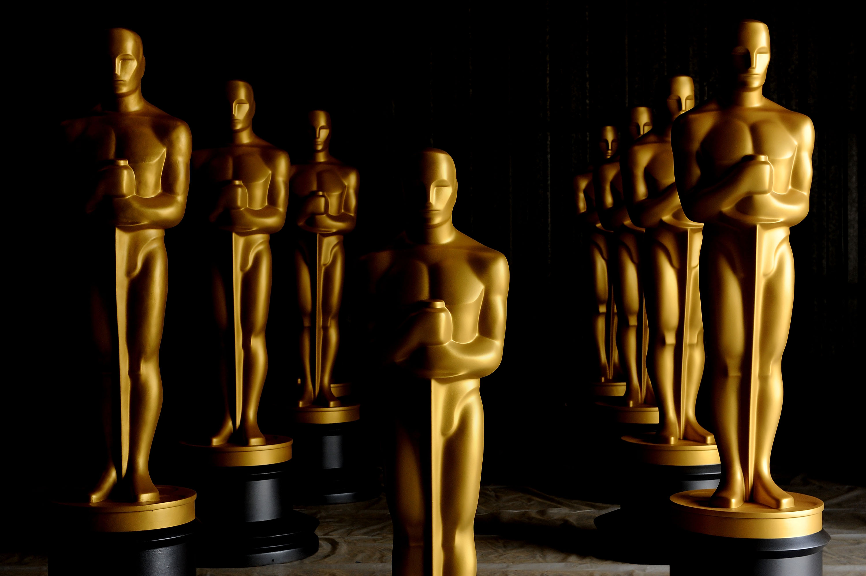 Оскар запись. Оскар 2022 номинанты. Премия Оскар 2022 статуэтка. Киноакадемия Оскар.