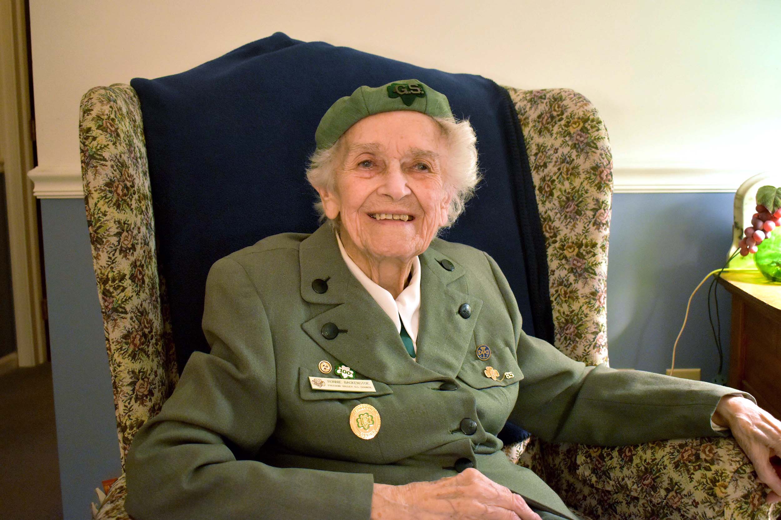 98-Year-Old Girl Scout Has Been Selling Cookies Since 1932