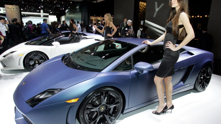 011109 Auto Show