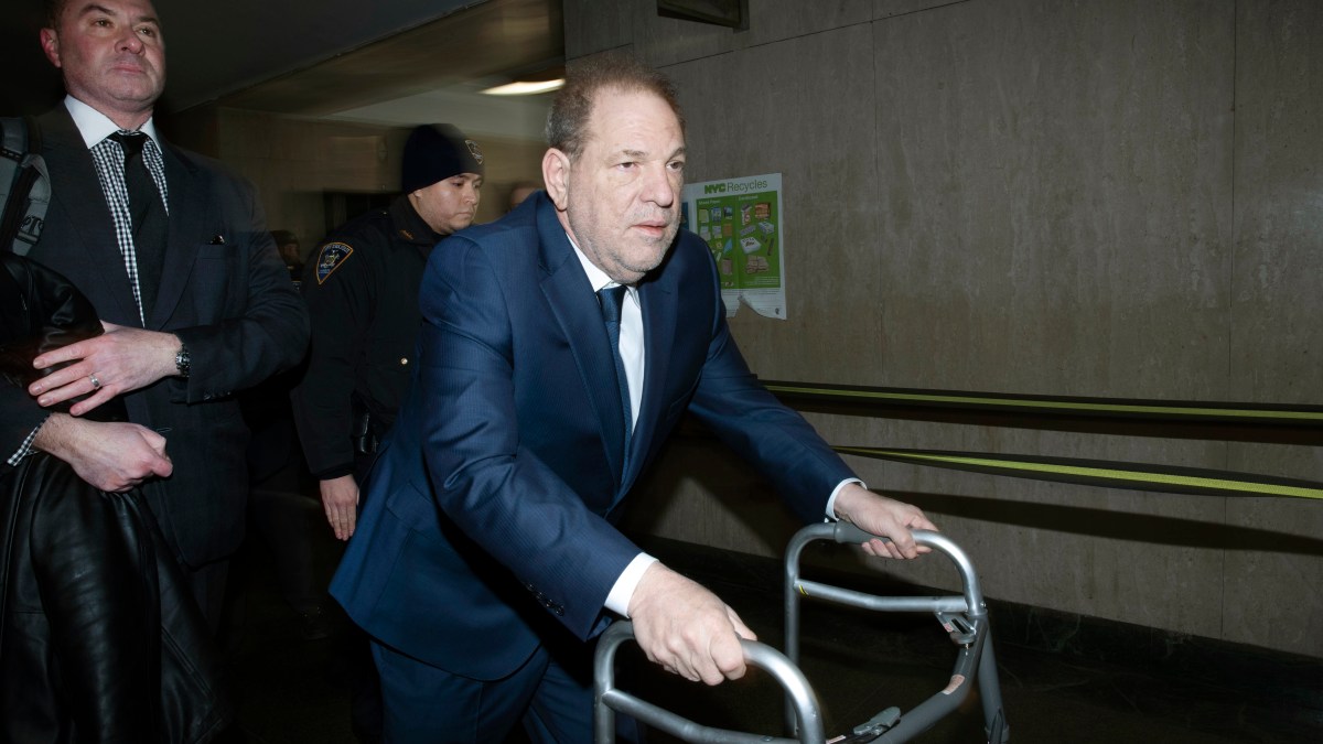 weinstein judge won t step aside as jury selection resumes order resumes