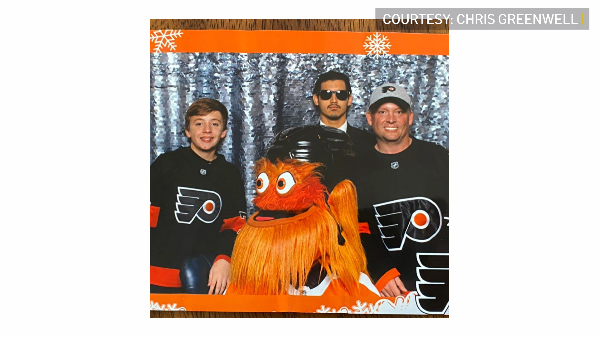 Flyers react to their new mascot, Gritty