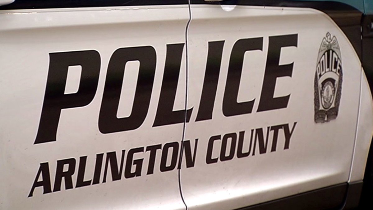5 people shot at Arlington house party