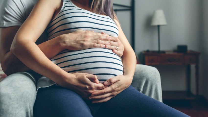 Women giving birth in some hospitals will have to do it alone—visitors, including the fathers of newborns, are being barred from hospitals in wake of the coronavirus outbreak.