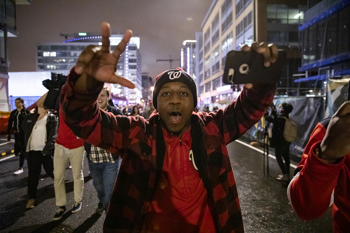 Nationals fans stream into the streets outside of Nationals Park. (Photo by Samuel Corum/Getty Images)