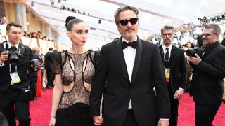 Joaquin Phoenix and Rooney Mara arrive for the 92nd Oscars at the Dolby Theatre in Hollywood, California, on Feb. 9, 2020.