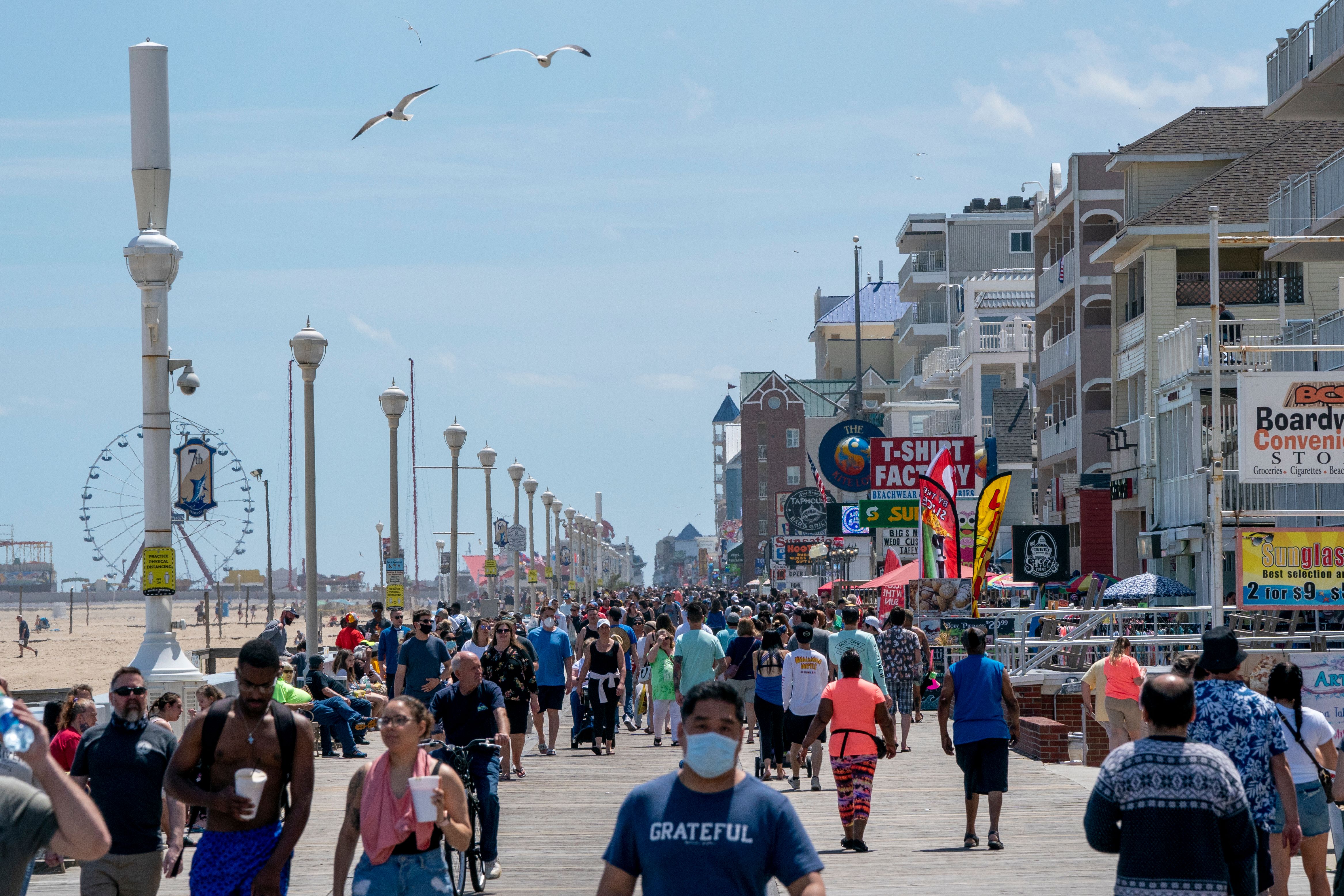 The 12 Most Kid-Friendly Beach Boardwalks in America (2020 