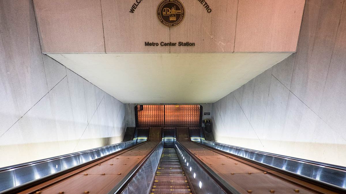 Stand On Left Side Of Escalator DC Tourism Campaign Says NBC4 Washington