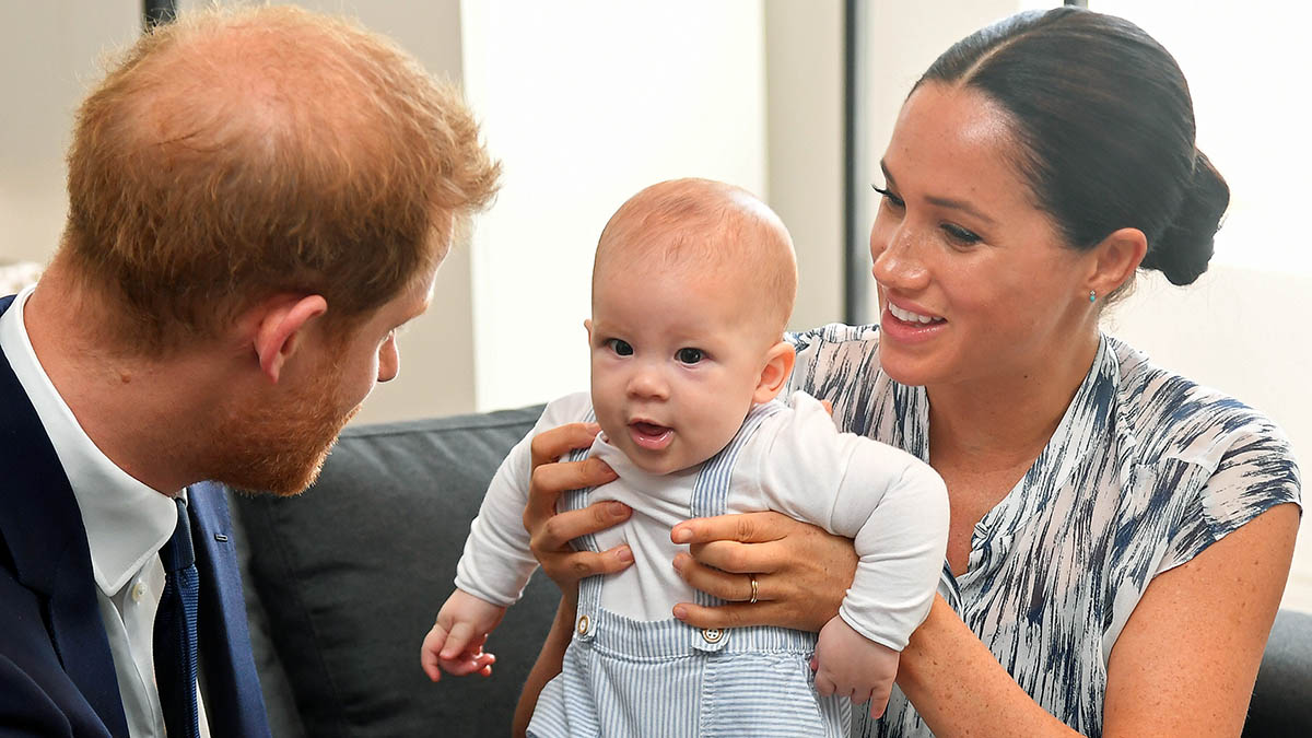 Meghan Markle and Prince Harry Share 1st Christmas Card Since Moving to US