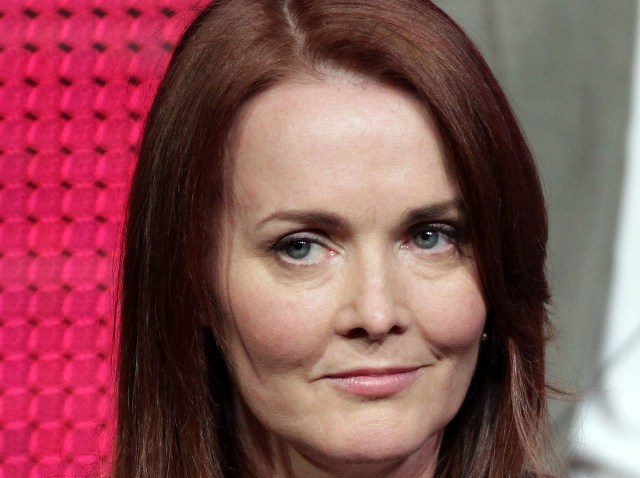 Laura Innes-640