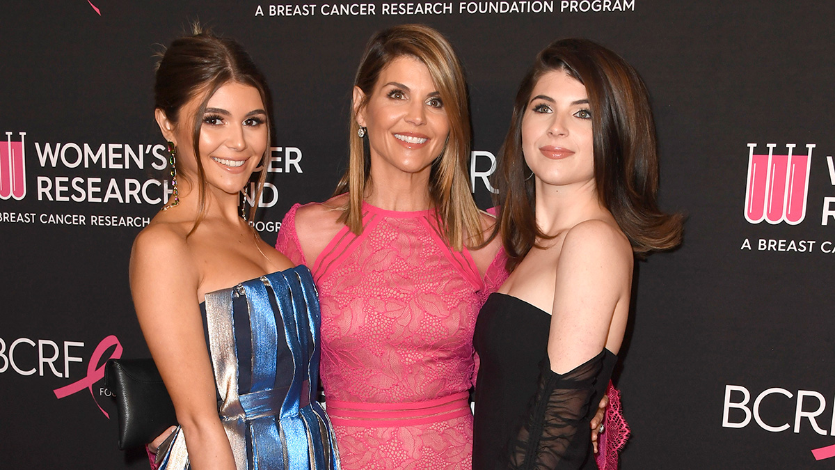 Lori Loughlin's Daughter's Infamous Rowing Photos Revealed By Prosecutors