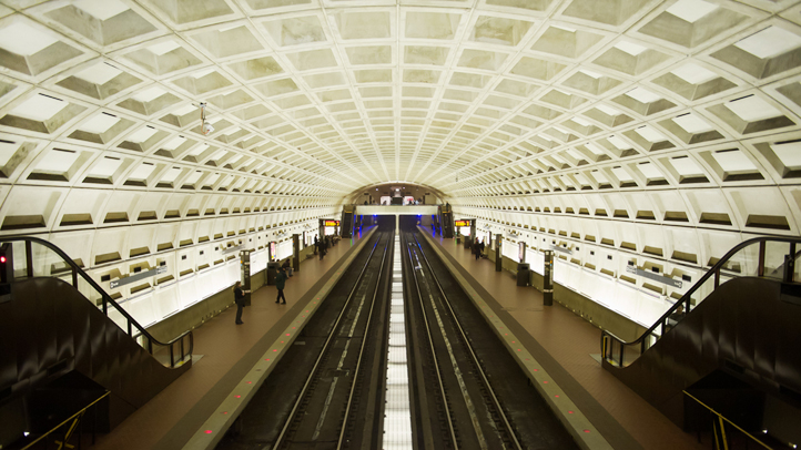 Metro-shutterstock_700401733