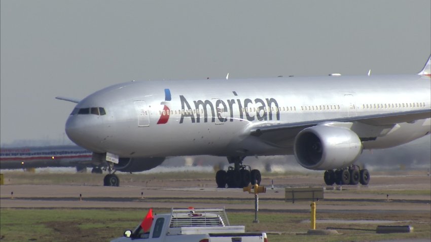 american airline plane