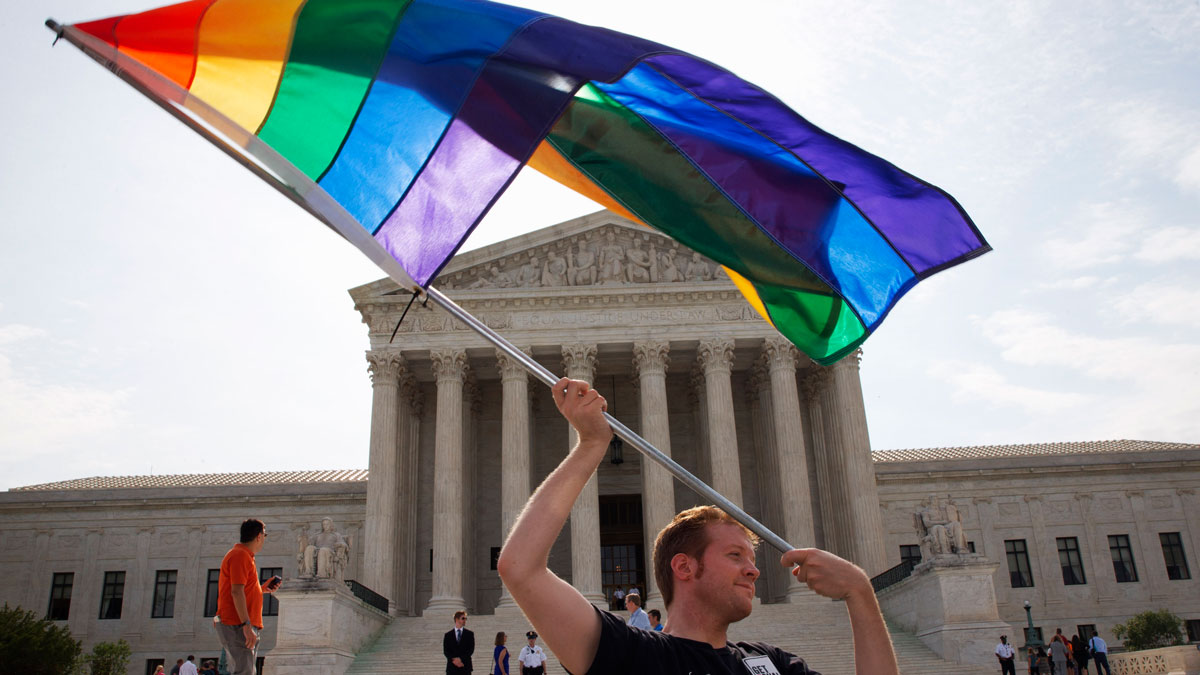 House Passes Same-Sex Marriage Bill in Retort to High Court pic