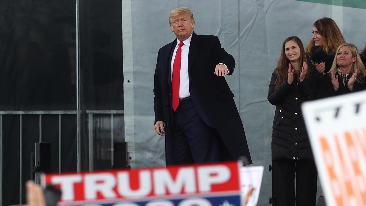 WASHINGTON, DC – JANUARY 24: U.S. President Donald Trump walks away after speaking at the 47th March For Life rally on the National Mall, January 24, 2019 in Washington, DC. The Right to Life Campaign held its annual March For Life rally and march to the U.S. Supreme Court protesting the high court’s 1973 Roe V. Wade decision making abortion legal. (Photo by Mark Wilson/Getty Images)