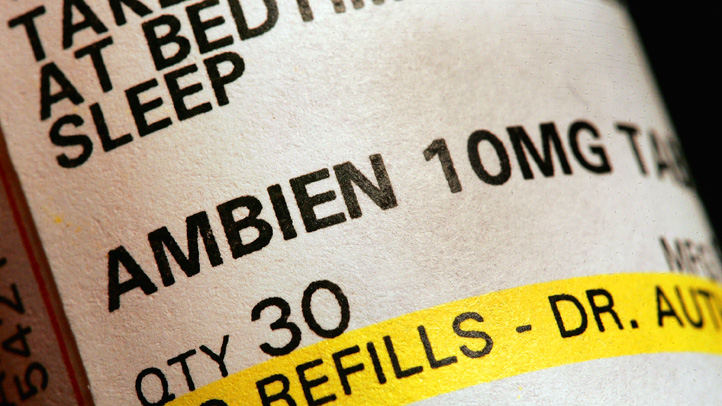 56005477TB006_Ambien_Bottle