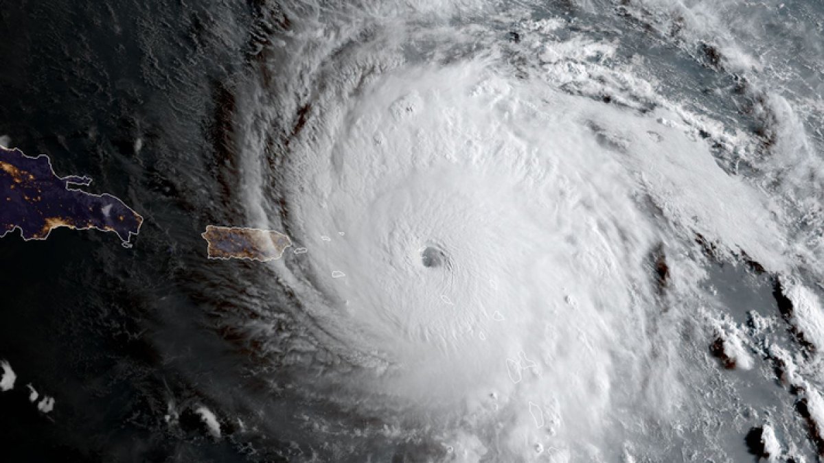 What is the difference between a tropical storm and hurricane? - Vimarsana News