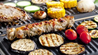 bbq-shutterstock_97800854