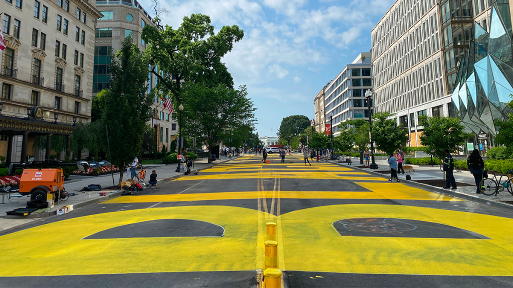 Dc Ceremonially Names Street To White House After Black Lives