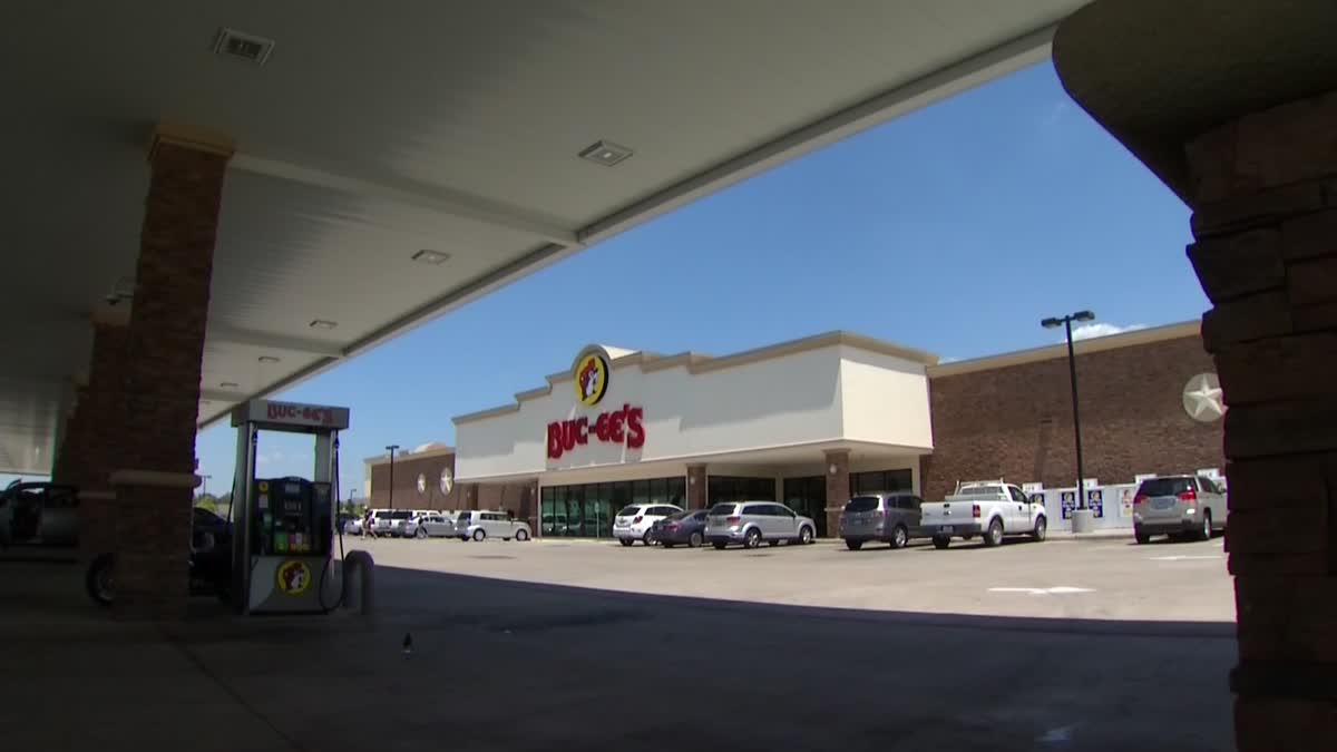 World Cup visitors are making a surprising stop a must-do destination: Buc-ee's