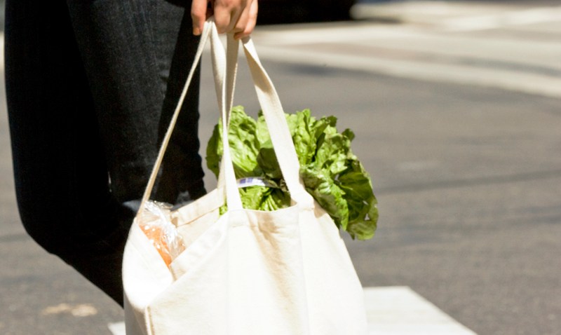 4PR_PKG_STORE_BRAND_TAK_KNSD0BHD_1200x675_689245763613.jpg