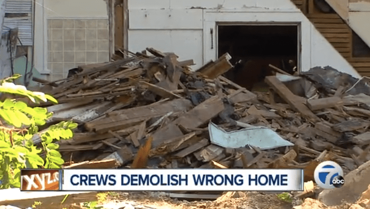 crewsdemolishwronghome