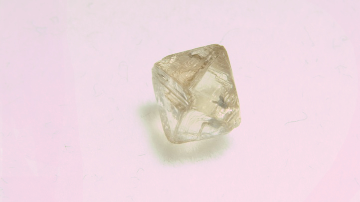 diamond_shutterstock_39125581