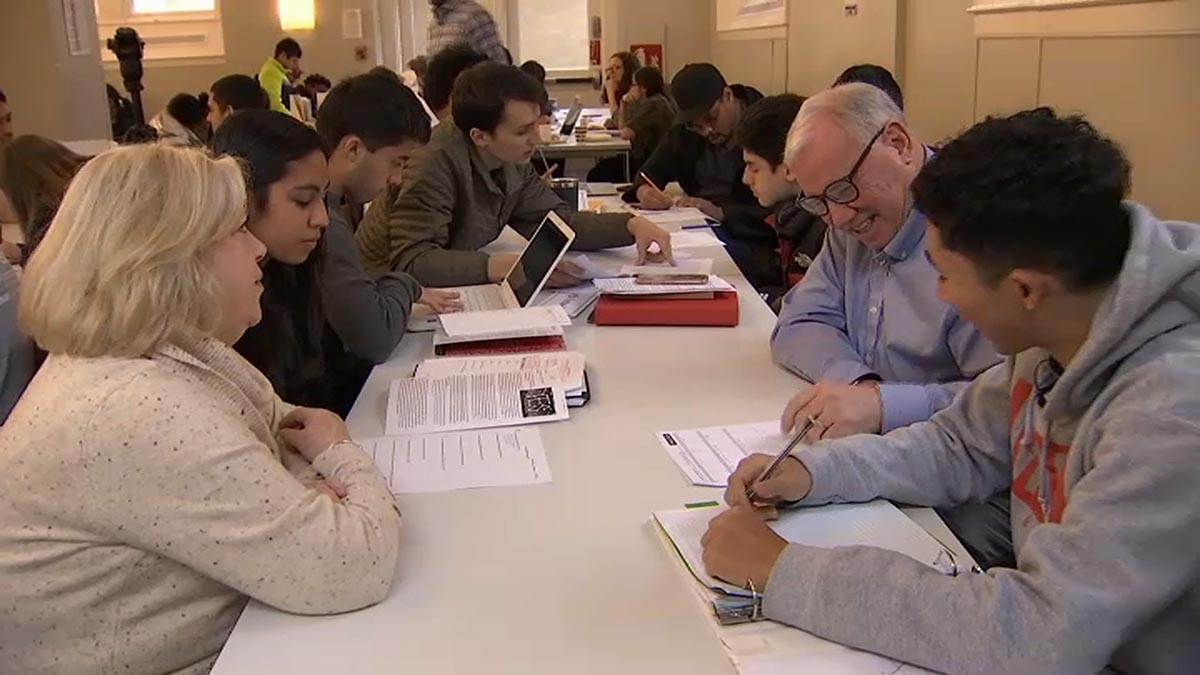 Virginia Couple Volunteer as Tutors for 11 Years NBC4 Washington