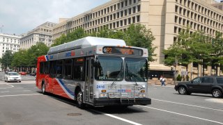 metrobus Pennsylvania Avenue