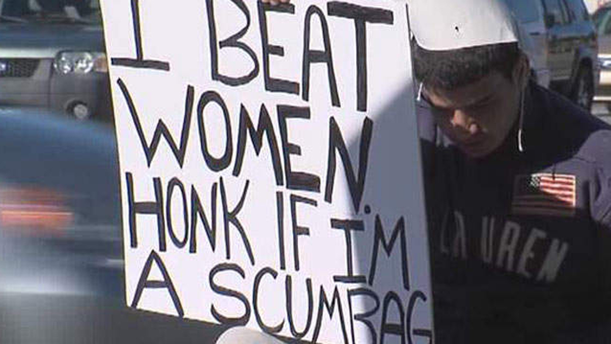 woman-publicly-shames-alleged-attacker-with-honk-if-i-m-a-scumbag