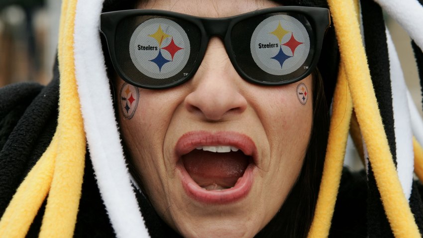 56685883CC008_Super_Bowl_XL