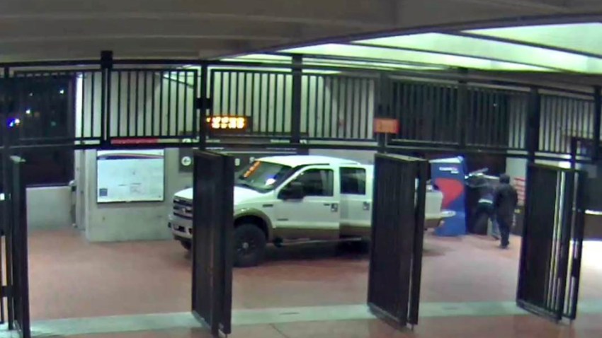 suspect-vehicle-metro-1