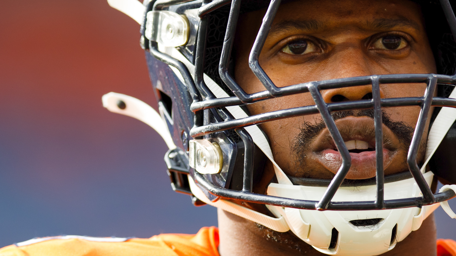 Denver Broncos' Von Miller tests positive for COVID-19