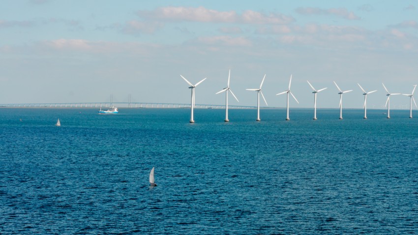 wind-shutterstock_109075517